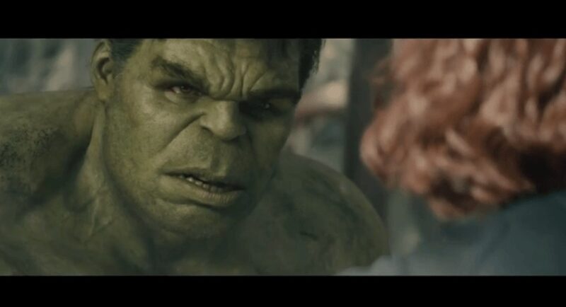 Ο Hulk πλακώνει στα μπουνίδια τον Iron Man στο νέο, ατμοσφαιρικό τρέιλερ των “Avengers”