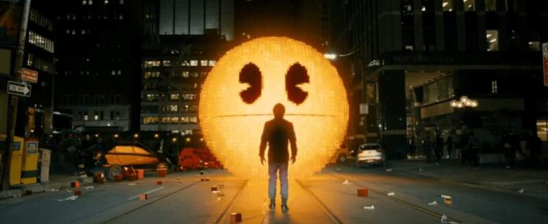 “PIXELS”: Στη νέα ταινία του Άνταμ Σάντλερ ο Πάκμαν θέλει να φάει τον Τύριον (TRAILER)