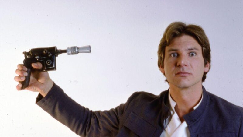 Eπιτέλους: Παλιό σενάριο του Star Wars αποκαλύπτει αν ο Han Solo ή ο Greedo πυροβόλησε πρώτος