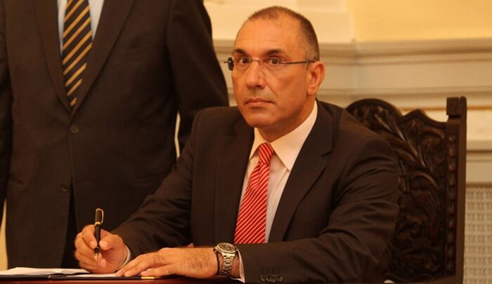 Ο ακροδεξιός Δημήτρης Καμμένος δήλωσε πως ο παππούς σου πρέπει να φορολογηθεί για το δικό σου το καλό
