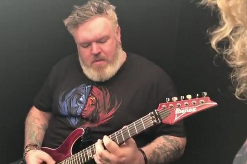 Δείτε τον Hodor να τζαμάρει με τους Megadeth, γεμίστε την ψυχή σας μεταλλική αγάπη