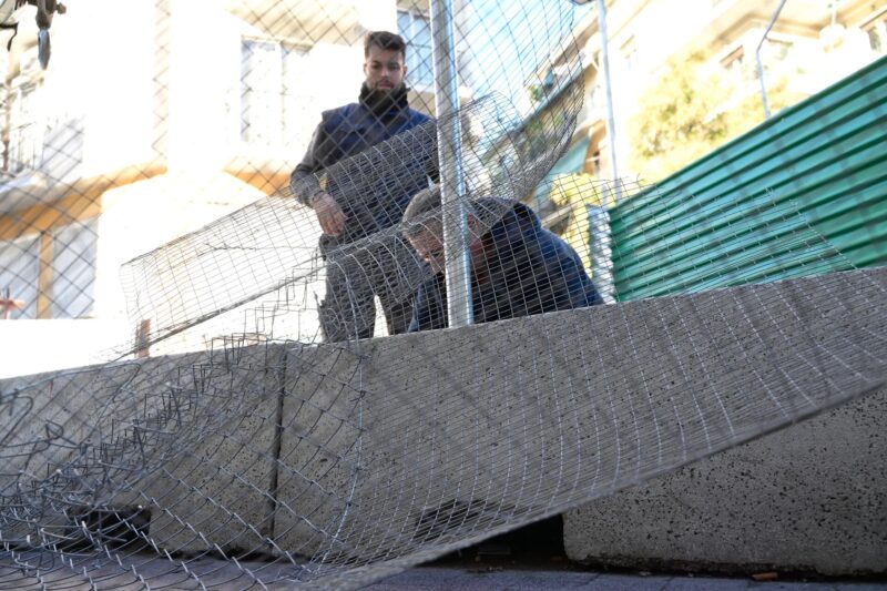 Εξάρχεια: Όλο και μικραίνει το εργοτάξιο του Μετρό με τις δικαστικές νίκες των κατοίκων
