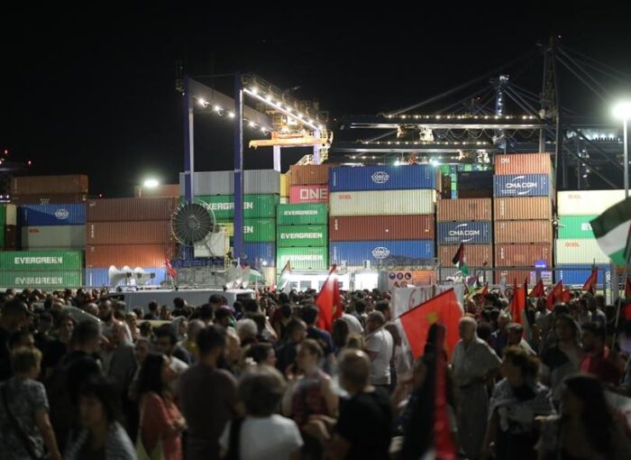 Δεύτερο άκυρο σε φόρτωμα στρατιωτικού φορτίου για Ισραήλ στο λιμάνι του Πειραιά
