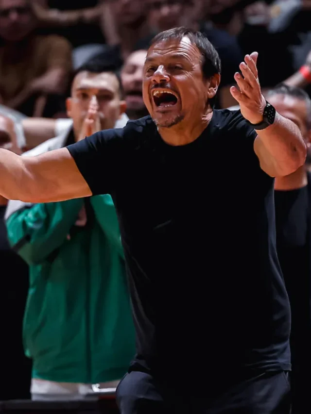 Σιωπηλό “τι έχεις; τίποτα” time out πήρε ο Αταμάν με Βίρτους, τελικά είχε δύο τεχνικές ποινές