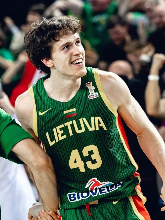 Λιθουανός τρελάκιας έβαλε τρία τρίποντα σε 10 δευτερόλεπτα και έστειλε για τσάι τα αγγλάκια