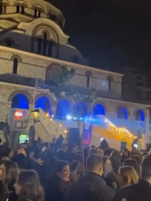 Εντωμεταξύ, dance πάρτι στα σκαλιά εκκλησίας έστησε ο Δήμος Αθηναίων