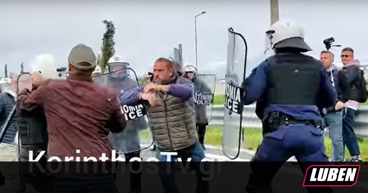 Αγρότης εν εξάλλω παίρνει παραμάζωμα αστυνομικούς σε μπλόκο της Κορινθίας