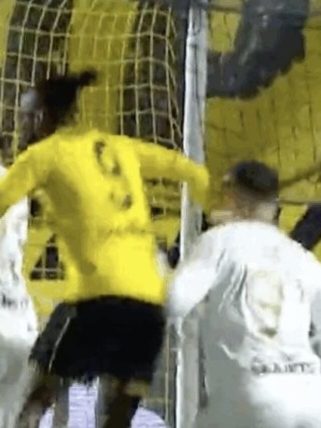 “Ναι αλλά για το αγκωνίδι στη μάπα του Γιόβιτς στο πρώτο γκολ δεν λέτε” απάντησε η ΑΕΚ στον Άρη