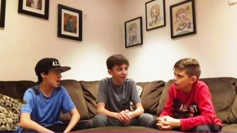 Ετοιμάζεται η κυβέρνηση να απαγορέψει τα social στους κάτω των 15;