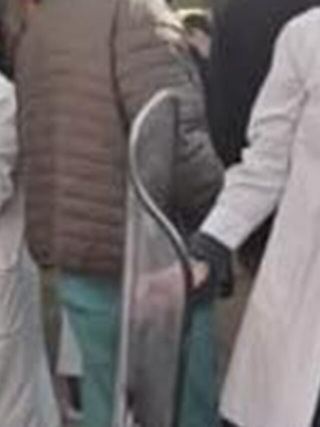 Στα χέρια μιας γιατρού της Νίκαιας κατέληξε η ασπίδα ενός ΜΑΤατζή;