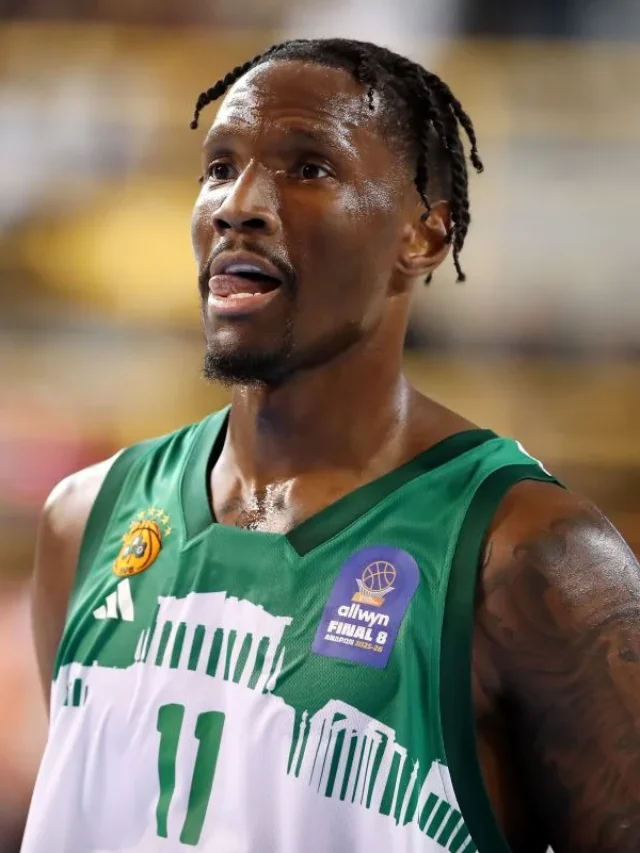 “Νύσταζα” σχολίασε ο μαχμουρλής Χέιζ-Ντέιβις για το ντεμπούτο με τα πράσινα