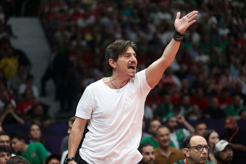 “Είστε ξεφτιλισμένοι” ανακοίνωσε σε όλους ο DPG μετά την ήττα από Άρη