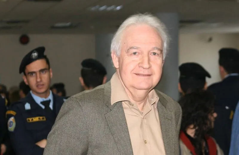 Αποφυλακίζεται (αν τον αφήσουν) ο Αλέξανδρος Γιωτόπουλος