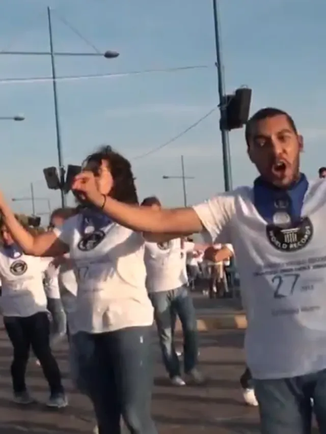 Θεσσαλονίκη: Εκατοντάδες Έλληνες πάνε για το ρεκόρ ταυτόχρονων ζεϊμπέκικων