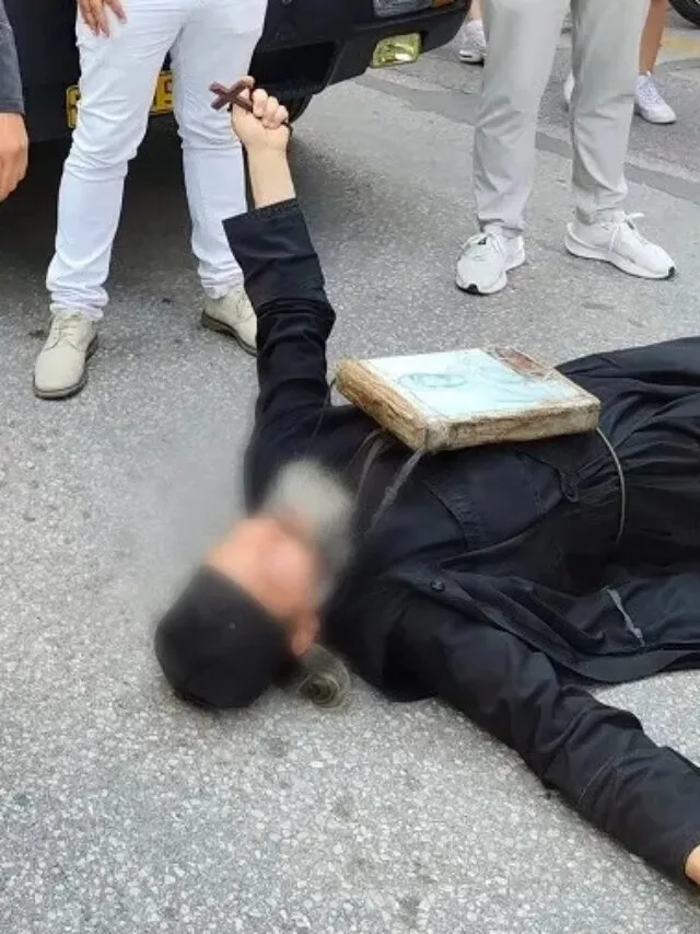 Παπάς το ζει ορθόδοξη Τιεν Αν Μεν για να διακόψει το Pride στη Θεσσαλονίκη