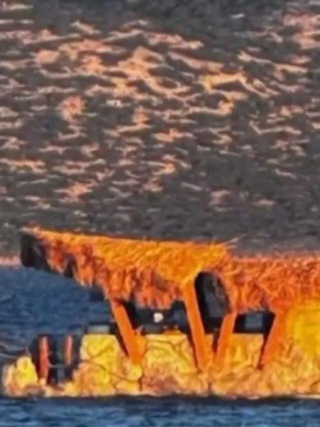 Πλωτή καντίνα έκανε εμφάνιση σε παραλία Natura στα Κουφονήσια