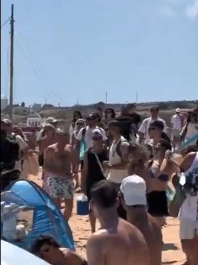Παραλία στα Κουφονήσια δείχνει πιο τίγκα από το Μοναστηράκι σε viral video